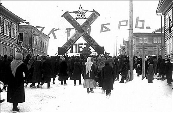 Десять лет после революции - Sputnik Узбекистан