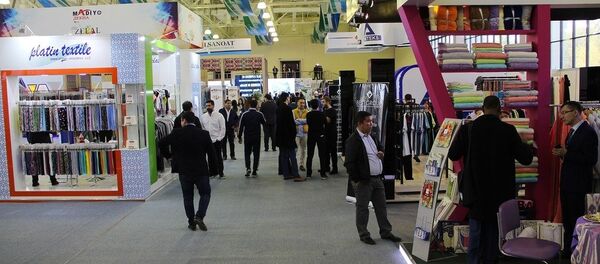 Международная выставка текстиля и хлопка - Sputnik Узбекистан