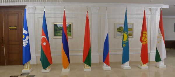 Флаги стран-участниц СНГ - Sputnik Узбекистан