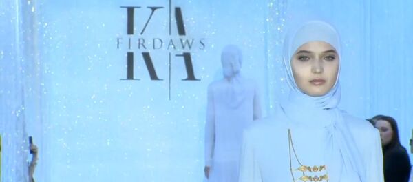 СПУТНИК_Показ от модного дома дочери Кадырова СПУТНИК_Показ от модного дома дочери Кадырова - Sputnik Узбекистан