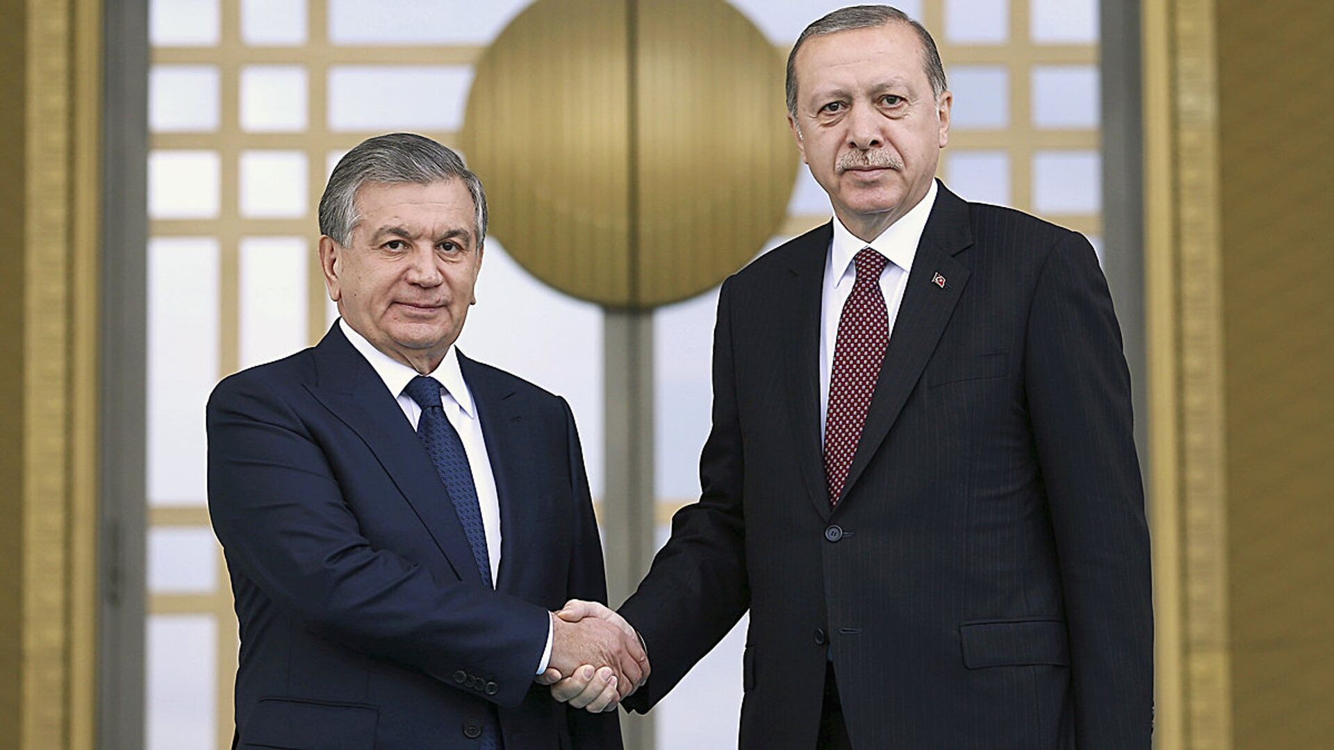 Президент Узбекистана Шавкат Мирзиёев и президент Турции Реджеп Тайип Эрдоган в Анкаре - Sputnik Узбекистан, 1920, 03.09.2021