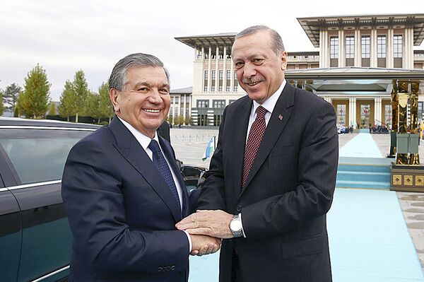 Президенты Узбекистана и Турции Шавкат Мирзиёев и Реджеп Эрдоган - Sputnik Узбекистан