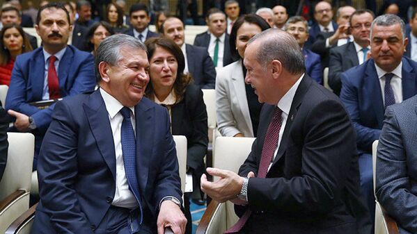 O‘zbekiston prezidenti Shavkat Mirziyoyev va Turkiya prezidenti Rajab Toyyib Erdo‘g‘on - Sputnik O‘zbekiston