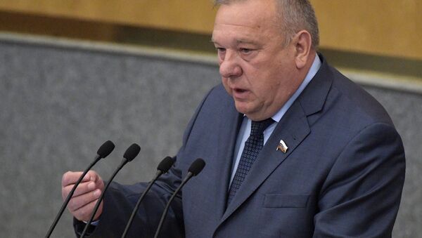 Predsedatel komiteta Gosudarstvenniy Dumi RF po oborone Vladimir Shamanov - Sputnik O‘zbekiston