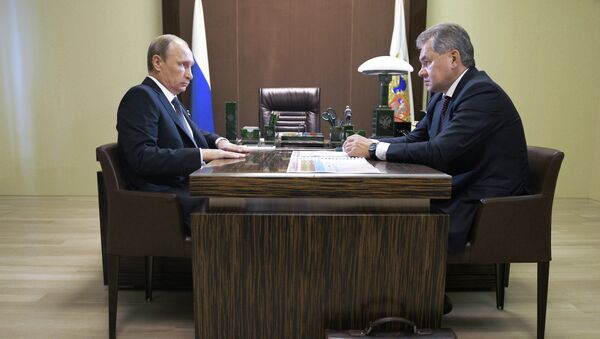 Rossiya prezidenti V.Putin va Mudofaa vaziri S.Shoygu uchrashuvi - Sputnik O‘zbekiston