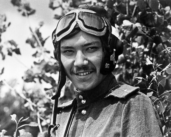 Кадр из фильма В бой идут одни старики - Sputnik Узбекистан