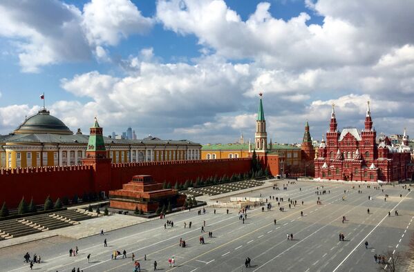 Москва, Қизил майдондаги Ленин мавзолейи. - Sputnik Ўзбекистон