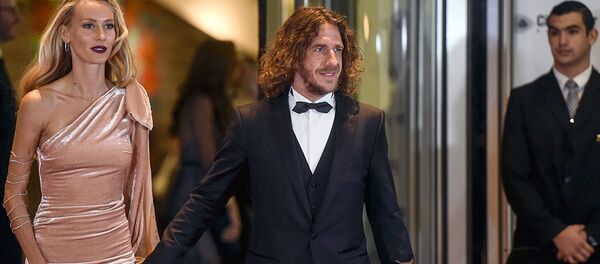 Бывший защитник ФК Барселона и сборной Испании Карлес Пуйоль Бывший защитник ФК Барселона и сборной Испании Карлес Пуйоль - Sputnik Ўзбекистон