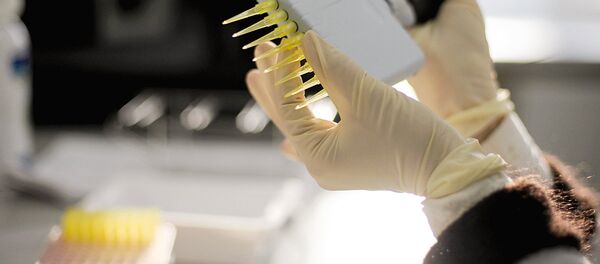 Исследование в лаборатории Исследование в лаборатории - Sputnik Узбекистан