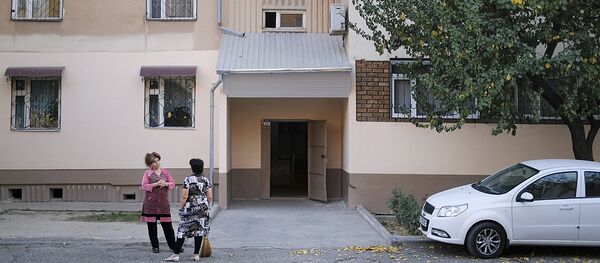 Подъезд дома в Ташкенте, где проживал в период с 1996 по 2006 год совершивший теракт в Нью-Йорке Сайфулло Саипов Подъезд дома в Ташкенте, где проживал в период с 1996 по 2006 год совершивший теракт в Нью-Йорке Сайфулло Саипов - Sputnik Ўзбекистон