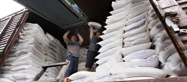 Погрузка сахара - Sputnik Ўзбекистон