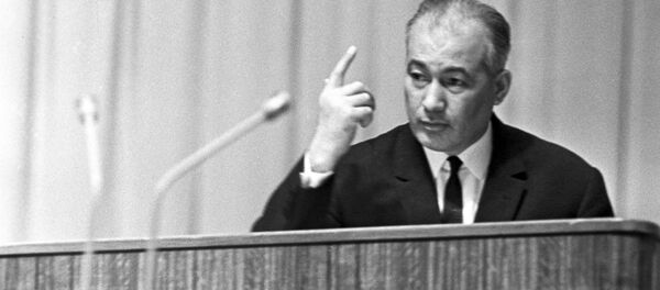 Первый секретарь ЦК КП Узбекской ССР Ш.Р.Рашидов - Sputnik Узбекистан