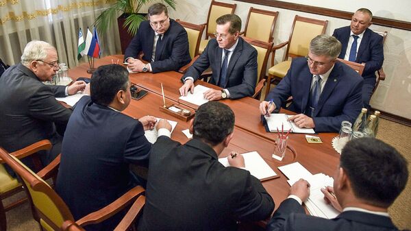 Делегация из Узбекистана во главе с Кахрамоном Куранбаевым посетила Астрахань Делегация из Узбекистана во главе с Кахрамоном Куранбаевым посетила Астрахань - Sputnik Узбекистан