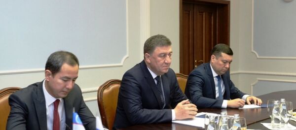 Владимир Колокольцев и Пулат Бобожонов обсудили вопросы сотрудничества Владимир Колокольцев и Пулат Бобожонов обсудили вопросы сотрудничества - Sputnik Ўзбекистон