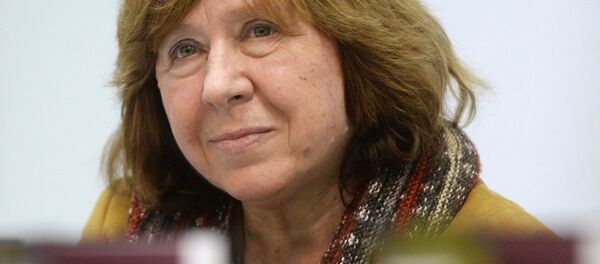 Международная ярмарка интеллектуальной литературы Non/fction - Sputnik Узбекистан