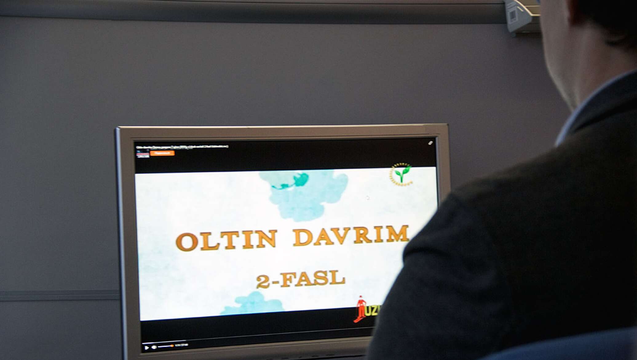 Yetuk ayol bodibilding porno video onlayn Sportchi qiz bilan porno video shunday qaror qildi