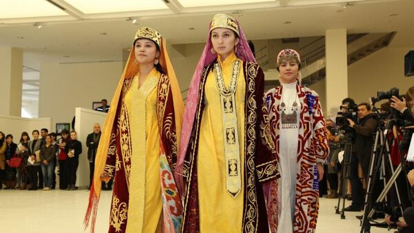 На Ташкентской неделе моды - Sputnik Узбекистан