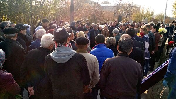 На церемонии прощания с Владимиром Барамыковым - Sputnik Узбекистан