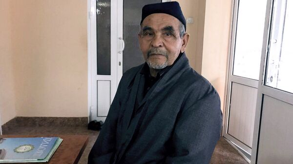 Мирокил Фозилов смотритель японского кладбища в Ташкенте - Sputnik Узбекистан