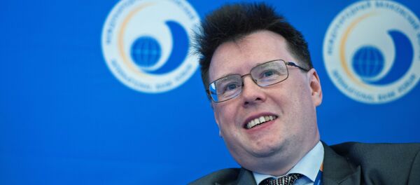 Директор Аналитического департамента ИК РЕГИОН Валерий Вайсберг - Sputnik Узбекистан