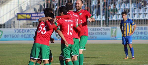Игроки ФК Локомотив (Узбекистан) Игроки ФК Локомотив (Узбекистан) - Sputnik Узбекистан