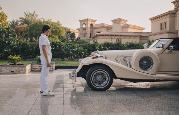 Руководитель крупнейшего в Дубае предприятия по производству бронированных автомобилей INKAS Улугбекхон Максумов Руководитель крупнейшего в Дубае предприятия по производству бронированных автомобилей INKAS Улугбекхон Максумов - Sputnik Узбекистан