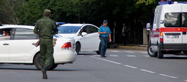 Последствия взрывов в центре Луганска - Sputnik Узбекистан