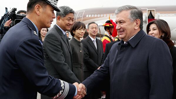 Президент Узбекистана Шавкат Мирзиёев в Южной Корее - Sputnik Узбекистан