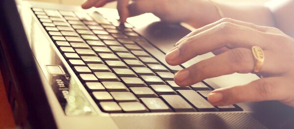 Пользователь за работой Пользователь за работой - Sputnik Ўзбекистон