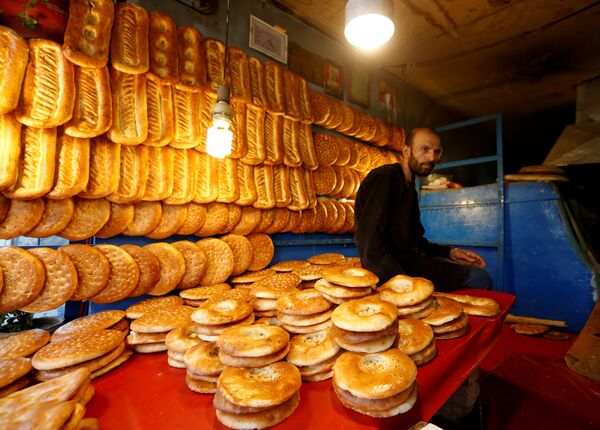 Какой хлеб пекут в разных странах мира - Sputnik Узбекистан