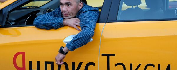 Работа такси в Москве Работа такси в Москве - Sputnik Ўзбекистон