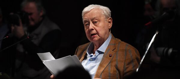 Художественный руководитель-директор Московского художественного театра имени А. П. Чехова Олег Табаков Художественный руководитель-директор Московского художественного театра имени А. П. Чехова Олег Табаков - Sputnik Узбекистан