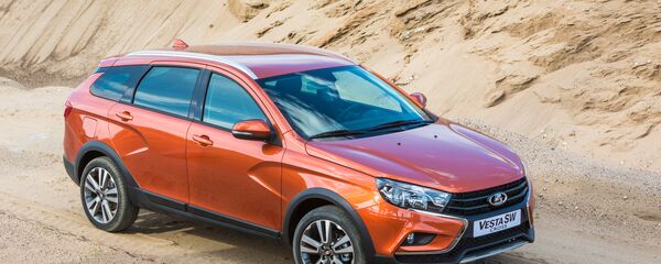 АвтоВАЗ представил универсалы Lada Vesta SW и Lada Vesta SW Cross АвтоВАЗ представил универсалы Lada Vesta SW и Lada Vesta SW Cross - Sputnik Ўзбекистон
