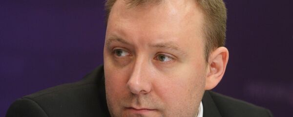 Круглый стол на тему: Российско-американские отношения: актуальное состояние Круглый стол на тему: Российско-американские отношения: актуальное состояние - Sputnik Узбекистан