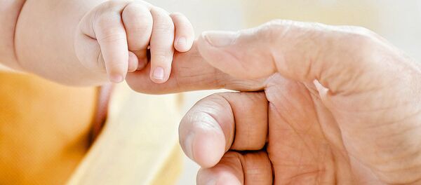 Рука ребенка Рука ребенка - Sputnik Ўзбекистон