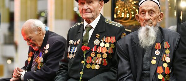 Бал Победителей в Музее Победы - Sputnik Узбекистан