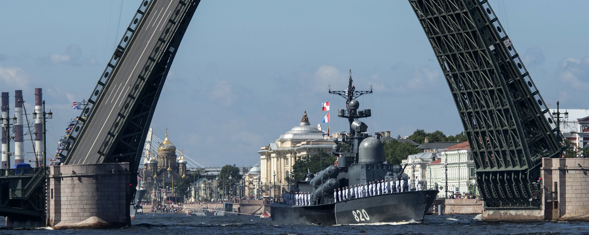 Санкт-Петербург - город-организатор Чемпионата мира 2018 года - Sputnik Узбекистан, 1920, 03.06.2026