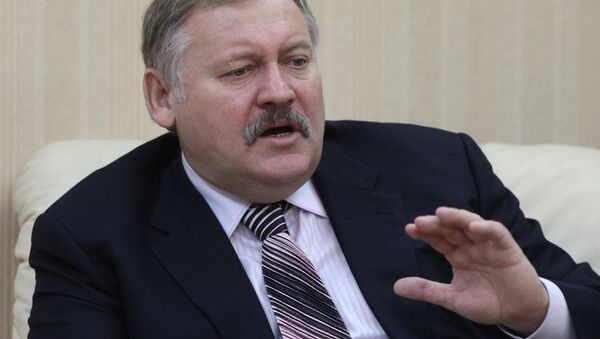 Первый зампредседатель Комитета по делам СНГ Константин Затулин - Sputnik Узбекистан
