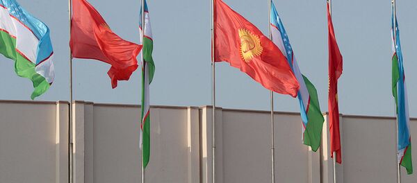 Визит президента Кыргызстана Сооронбая Жээнбекова в Узбекистан Визит президента Кыргызстана Сооронбая Жээнбекова в Узбекистан - Sputnik Узбекистан