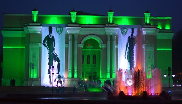 Состоялась церемония награждения лучших футболистов Узбекистана по итогам года - Sputnik Узбекистан