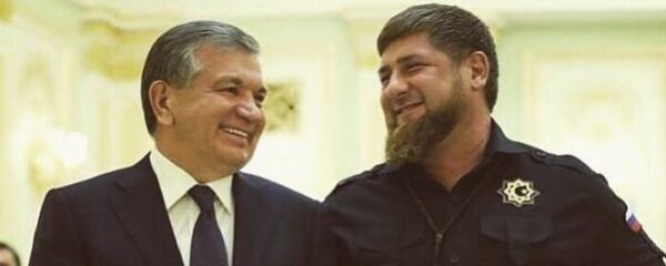 Президент Узбекистана Шавкат Мирзиёев и глава Чеченской Республики Рамзан Кадыров Президент Узбекистана Шавкат Мирзиёев и глава Чеченской Республики Рамзан Кадыров - Sputnik Узбекистан