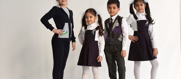 Вариант школьной формы - Sputnik Узбекистан