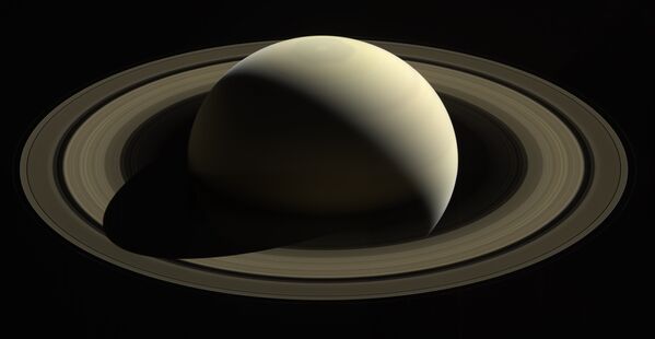 Снимок планеты Сатурн, сделанный зондом Кассини - Sputnik Узбекистан