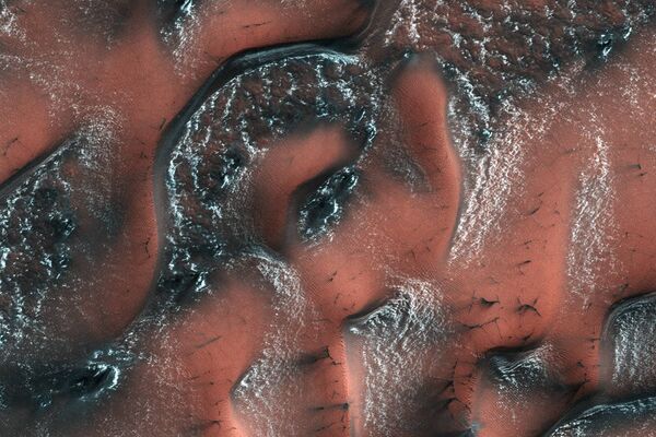 Снежные дюны на Марсе - Sputnik Узбекистан