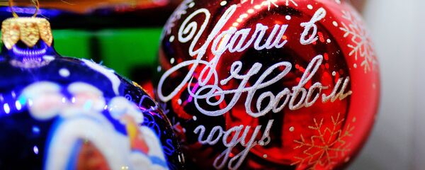 Новогодние игрушки - Sputnik Узбекистан