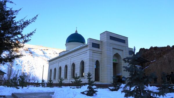 В перевале Камчик открылся новый мечеть - Sputnik Ўзбекистон