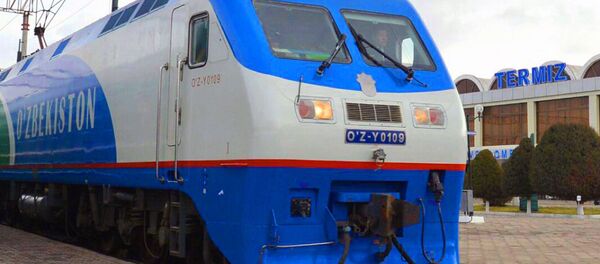 Завершена электрификация ж/д участка Карши-Термез Завершена электрификация ж/д участка Карши-Термез - Sputnik Узбекистан