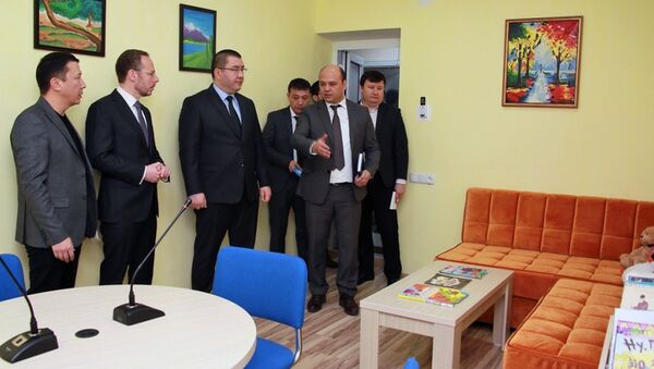 В МВД Узбекистана впервые открыта специальная детская комната для проведения бесед - Sputnik Узбекистан
