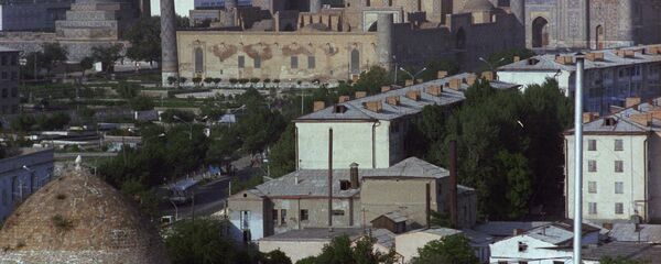 Город Самарканд. Вид на площадь Регистан Город Самарканд. Вид на площадь Регистан - Sputnik Ўзбекистон