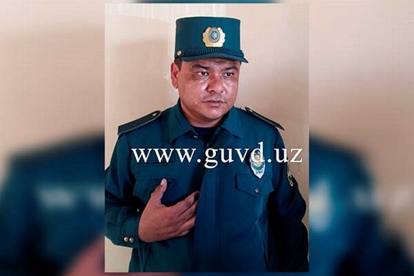 Лже инспектор СБДД в Ташкенте Лже инспектор СБДД в Ташкенте - Sputnik Ўзбекистон